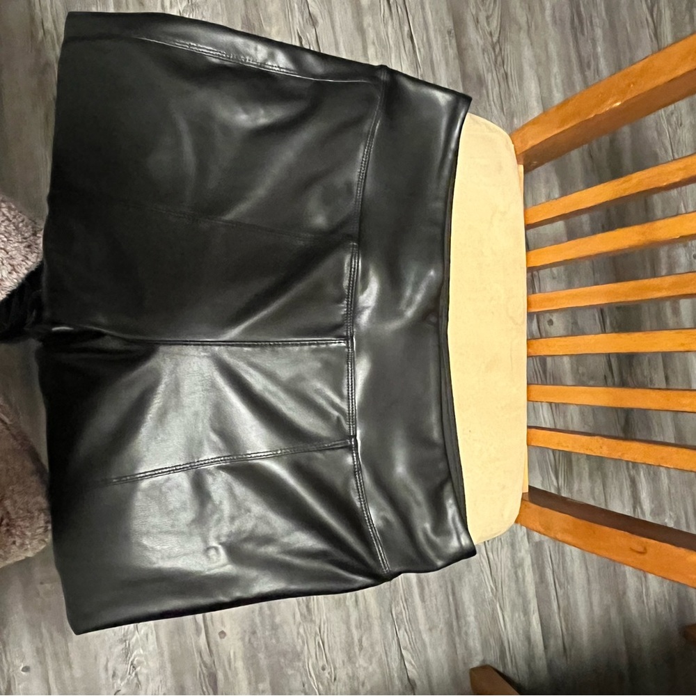 SO Faux Leather High Waist Legging - Fantastic condition - Picture 3 of 5